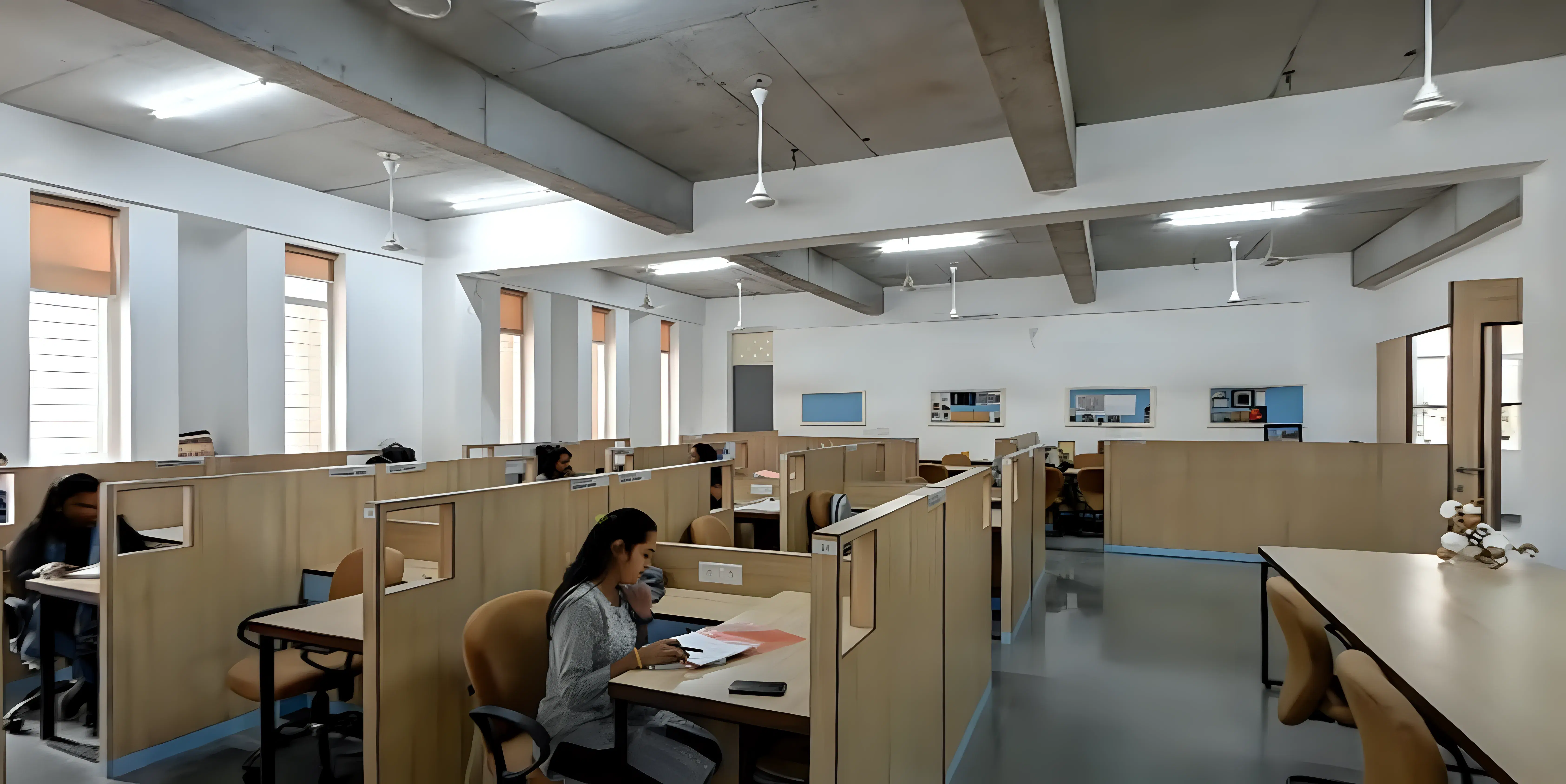 SVIT Vasad Library photo 2