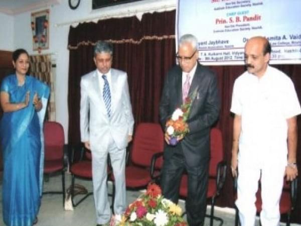 Gokhale Education Society’s N.B. Thakur Law college Nashik Events photo 8