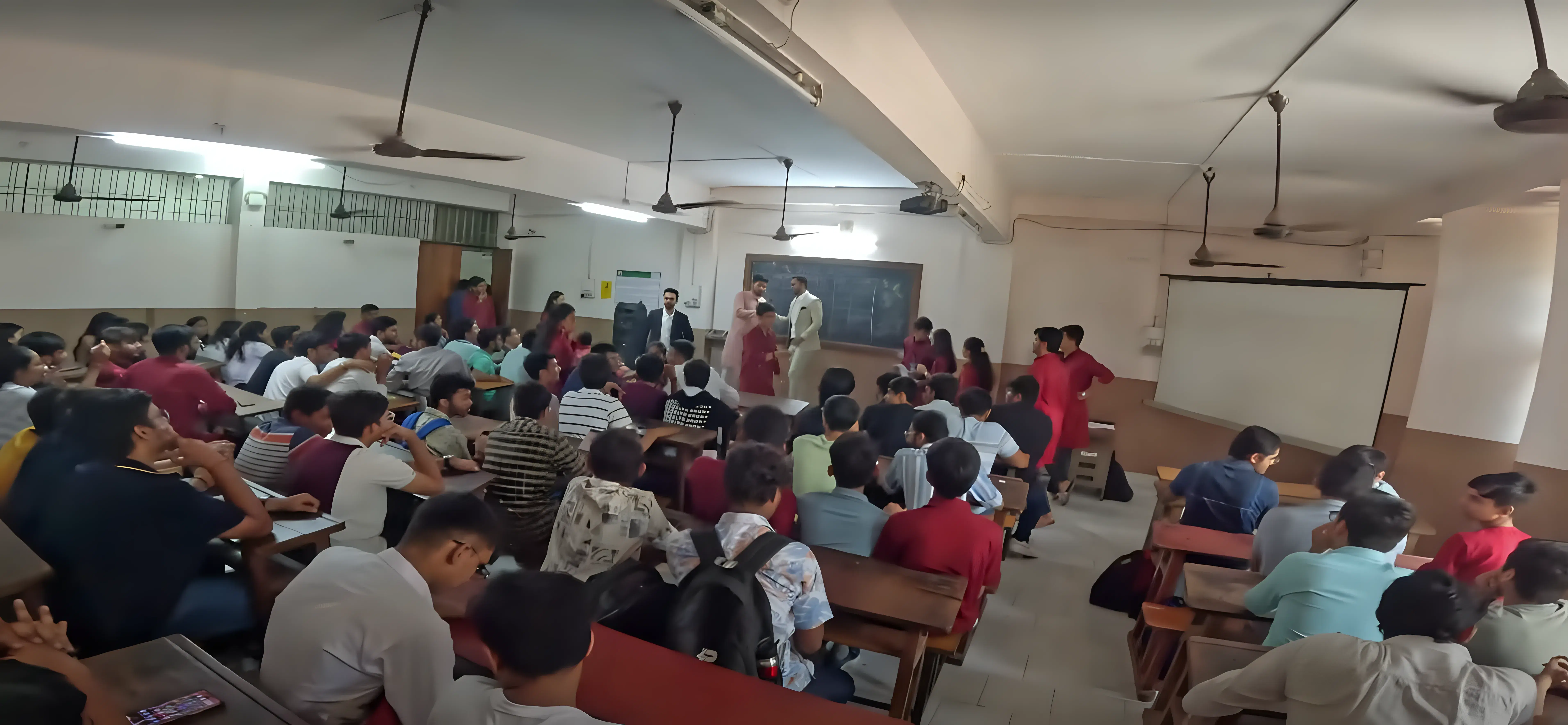 SCET Surat Academic Infrastructure photo 1