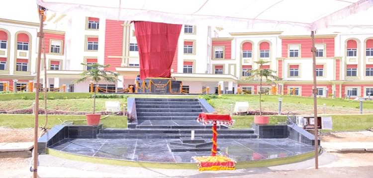 CSVTU Academic Building photo 2