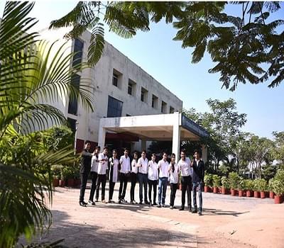 Professional Institute of Engineering and Technology Raipur Academic Building photo 1