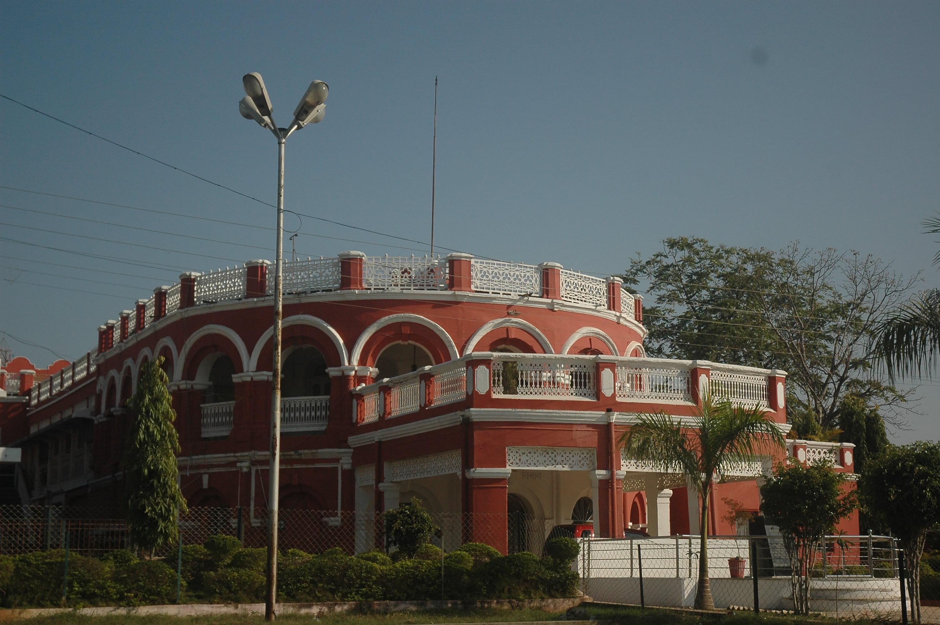 IKSV IKSV - Campus photo 4