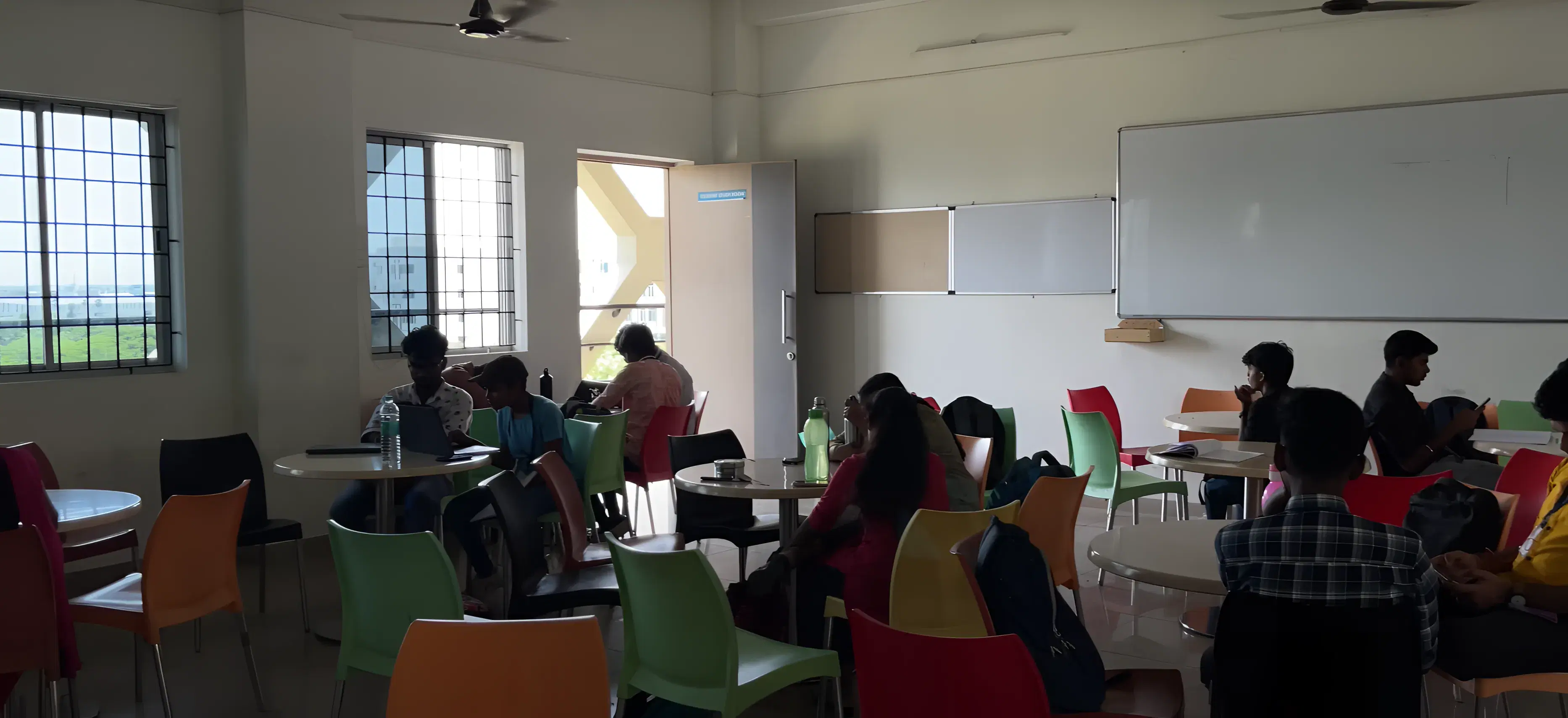 Saveetha Engineering College Chennai Canteen photo 4