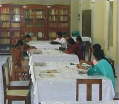 Government DB Girl's Post Graduate College Raipur Facility photo 3