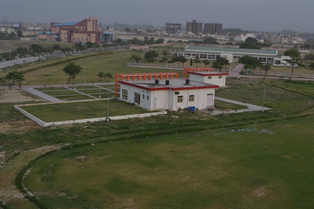 BBAU Campus photo 4