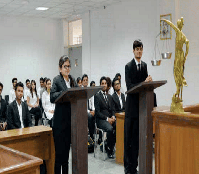 Noida International University, School of Law and Legal Affairs Greater Noida Facility photo 6