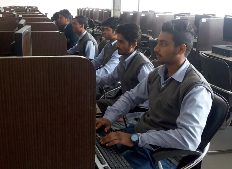 Glocal School of Science & Technology Saharanpur Labs and Library photo 2