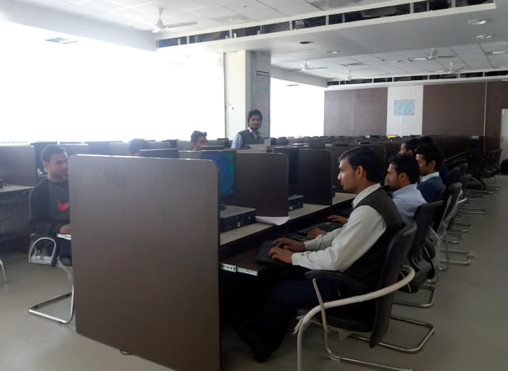 Glocal School of Science & Technology Saharanpur Labs and Library photo 20