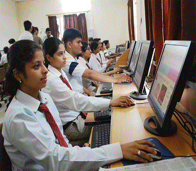 Mangalayatan University, Institute of Applied Sciences Aligarh Facility photo 4