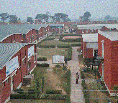 Institute of Legal Studies & Research, Mangalayatan University Aligarh Academic Building photo 2