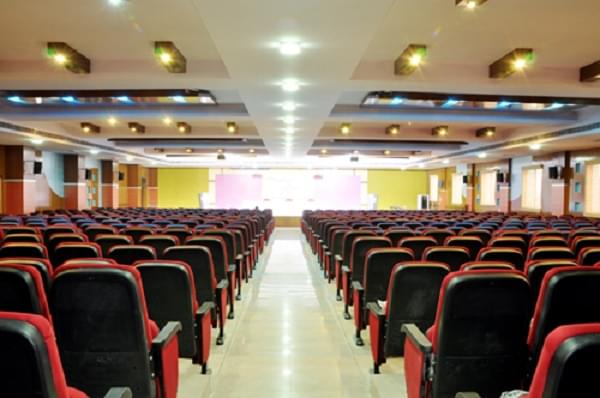 SRM University Ghaziabad hostel photo 4