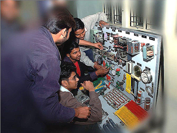 School of Management and Information Sciences, CSJM University Kanpur Activities photo 6