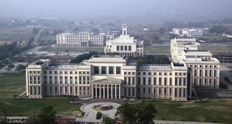 Amity University Lucknow Campus photo 2