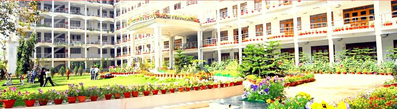 Era University Lucknow Academic Building photo 8