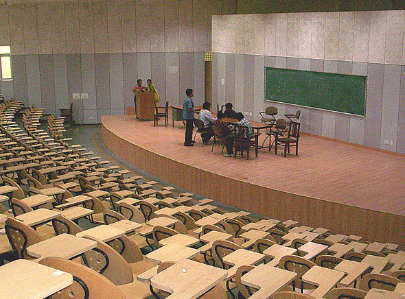 CSJMU Academic Building photo 3