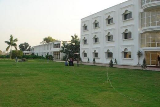 Saaii College of Medical Science & Technology Kanpur Academic Building photo 2