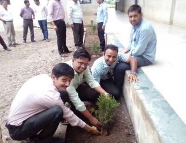 Indira Bahuuddeshiy Shikshan Sanstha's College of Pharmacy Malkapur Events photo 5