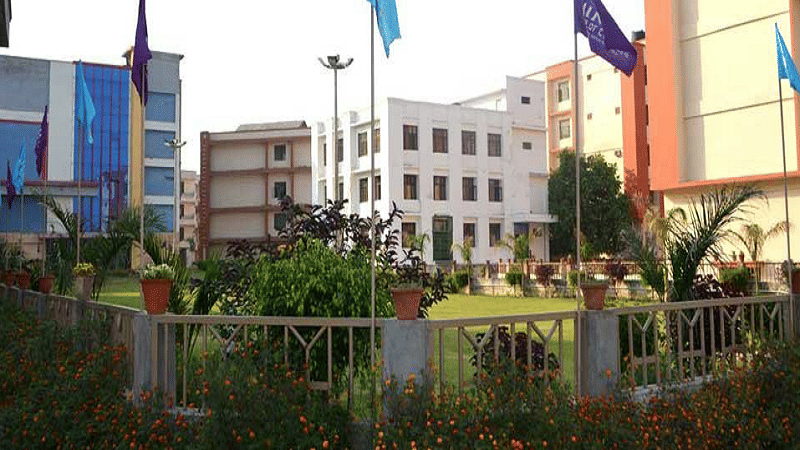 IIMT College of Medical Science Meerut Academic Building photo 2