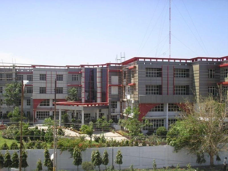 IIMT College of Medical Science Meerut Academic Building photo 5