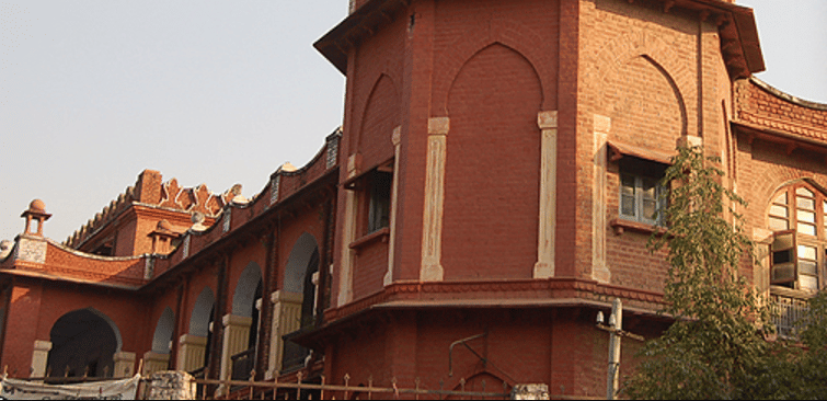 DBRAU DBRAU - Extra Curriculars photo 1