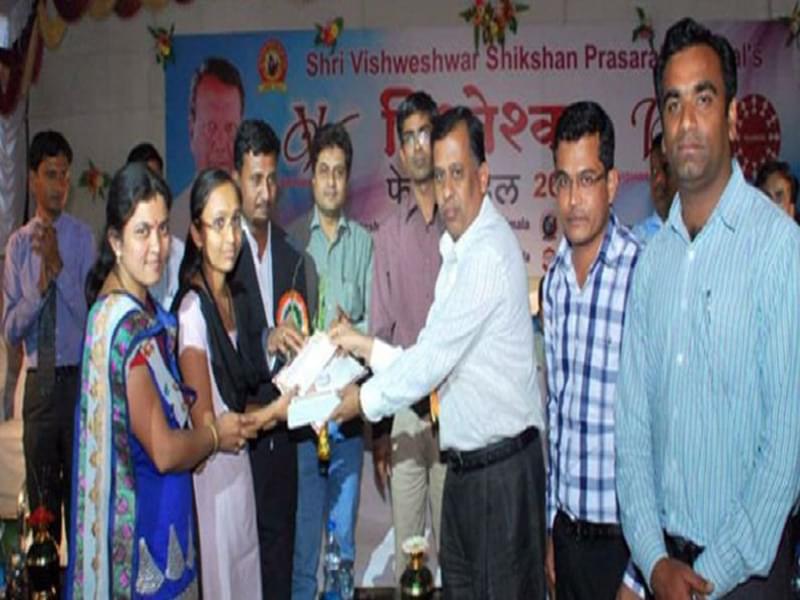 Dayanand College of Pharmacy Latur Events photo 1