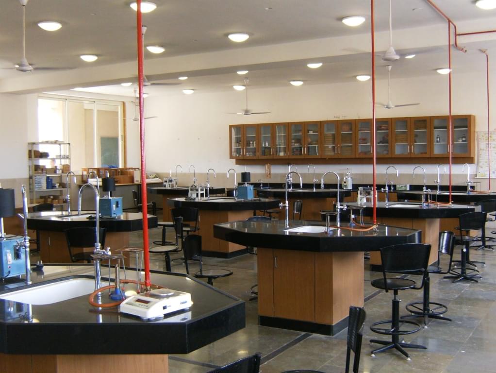 VDF School of Pharmacy Latur Infrastructure photo 6