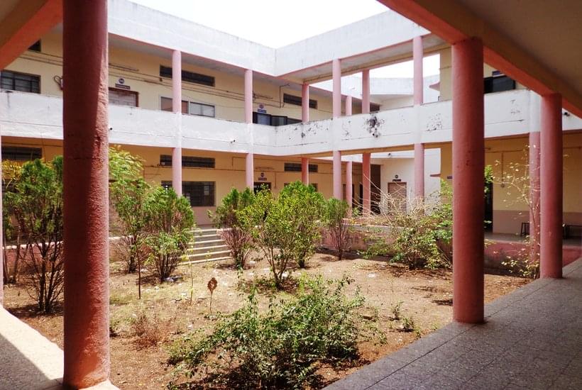Mahatma Basweshwar Education Society's Institute of Computer Education Latur hostel photo 2