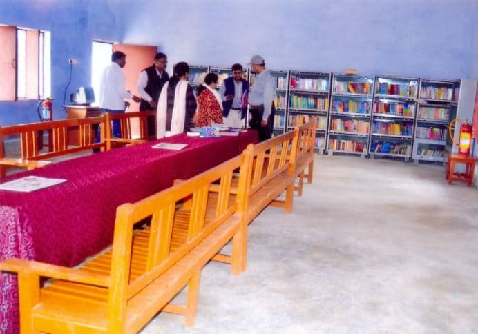 Shreemati Dhanpata Mauraya Smarak Mahavidayalaya Ayodhya Campus and Infrastructure photo 12