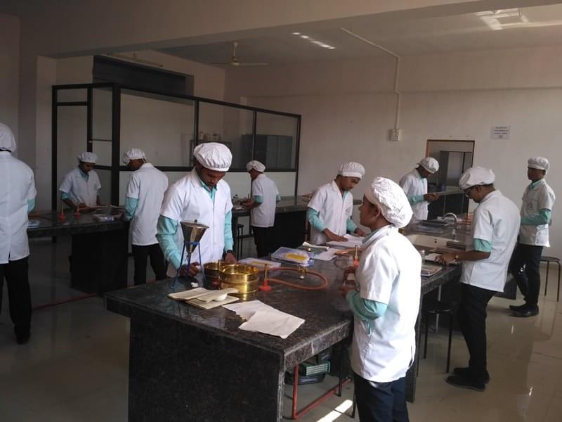 Rajesh Bhaiyya Tope College of Pharmacy Aurangabad Infrastructure photo 2