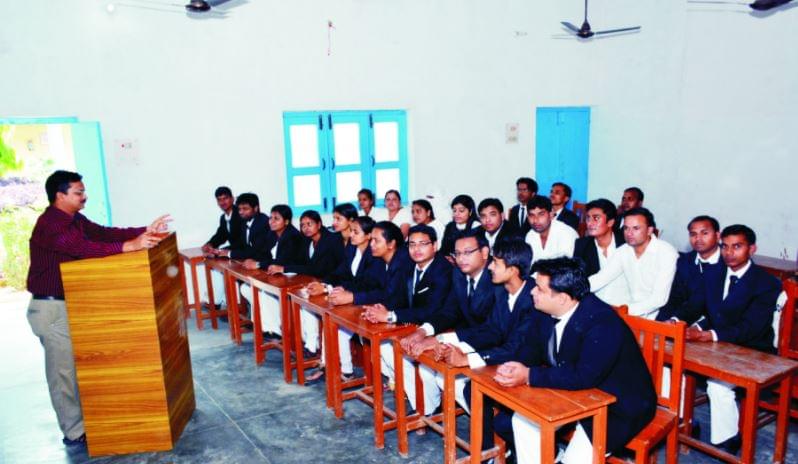 Model Public Law College Sambhal Academic BUilding and Infrastructure photo 12