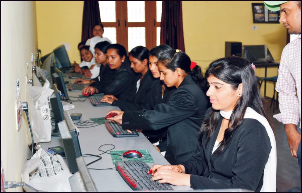 Model Public Law College Sambhal Academic BUilding and Infrastructure photo 6