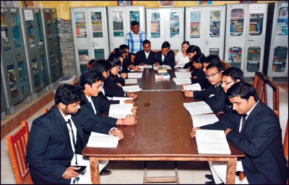 Model Public Law College Sambhal Academic BUilding and Infrastructure photo 7