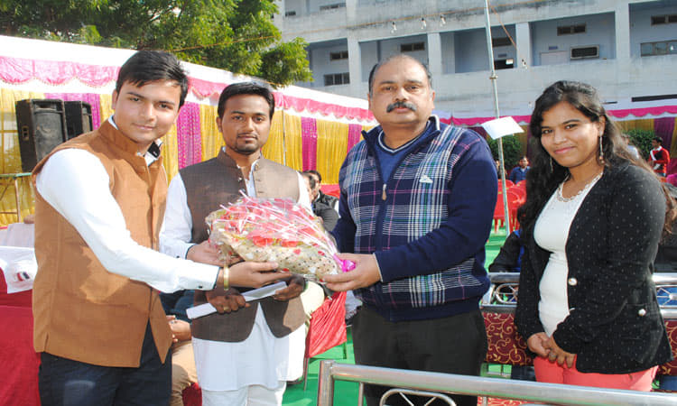 J.D. Ayurvedic PG Medical College Aligarh Life at Campus photo 9