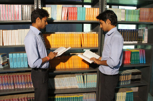 HR Institute of Pharmacy Ghaziabad Library photo 1