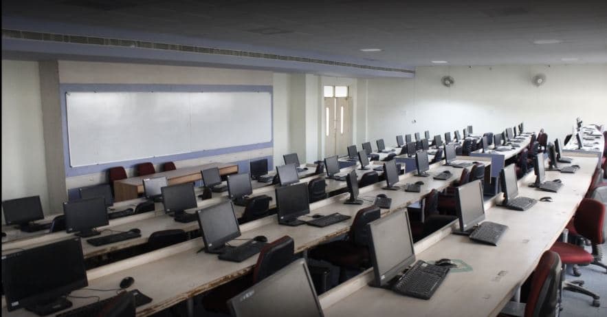 College of Engineering Sciences & Technology Lucknow Infrastructure photo 6