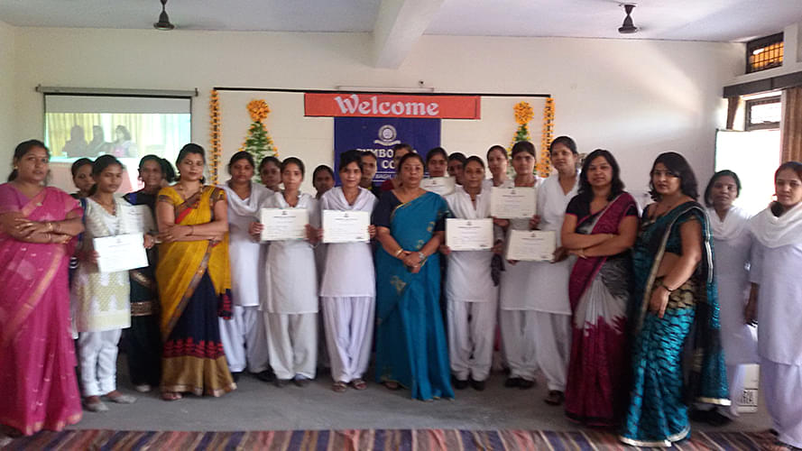 Symboyzia Girls College Agra Academic Building photo 11