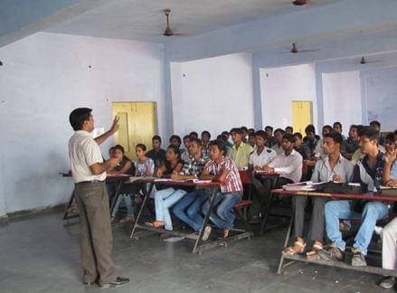 Adhunik Institute of Productivity Management & Research Ghaziabad Campus Life photo 2