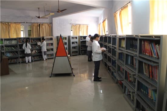 Chandra Dental College & Hospital Barabanki Academic Building and Infrastructure photo 5