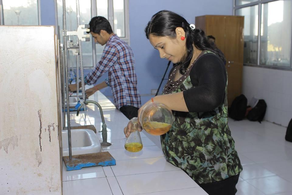 Greater Noida College Labs photo 1