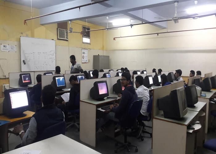 Krishna Engineering College Ghaziabad infrastructure photo 3