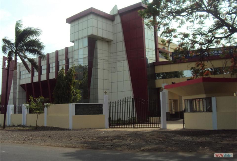Institute of Pharmaceutical Education & Research Wardha Campus photo 2
