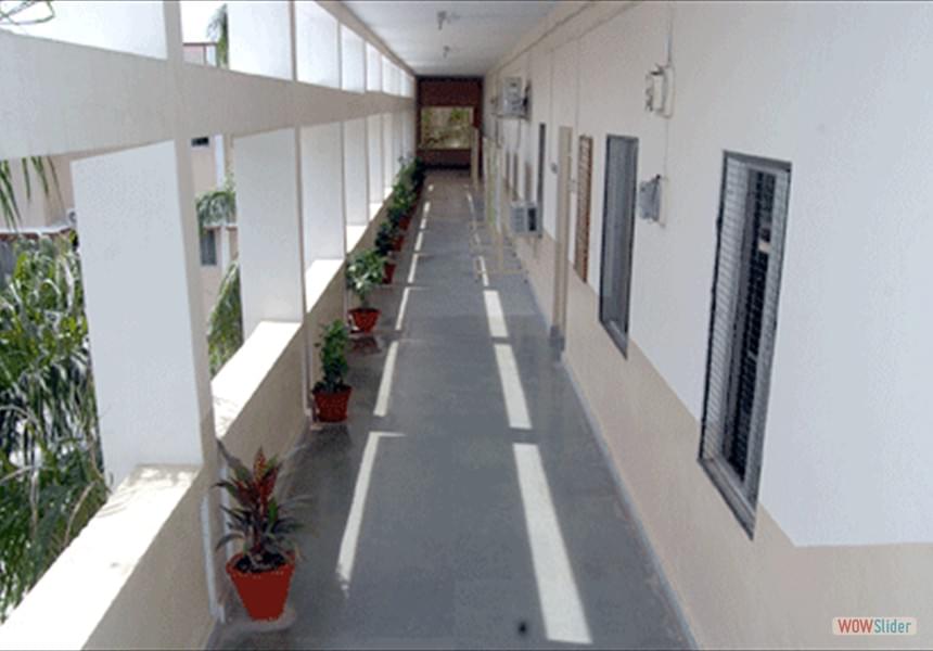 Institute of Pharmaceutical Education & Research Wardha Infrastructure photo 13