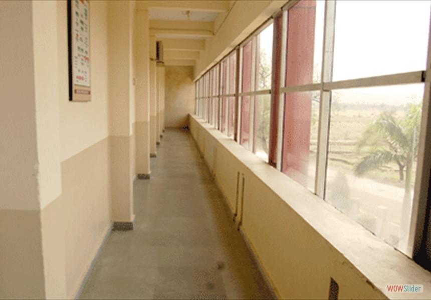 Institute of Pharmaceutical Education & Research Wardha Infrastructure photo 14