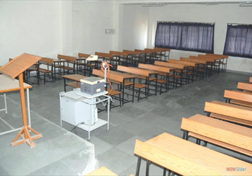 Institute of Pharmaceutical Education & Research Wardha Infrastructure photo 9