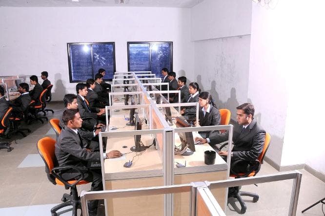 Indira College of Pharmacy Pune Amenities photo 11