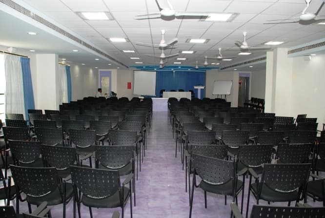 Indira College of Pharmacy Pune Amenities photo 10