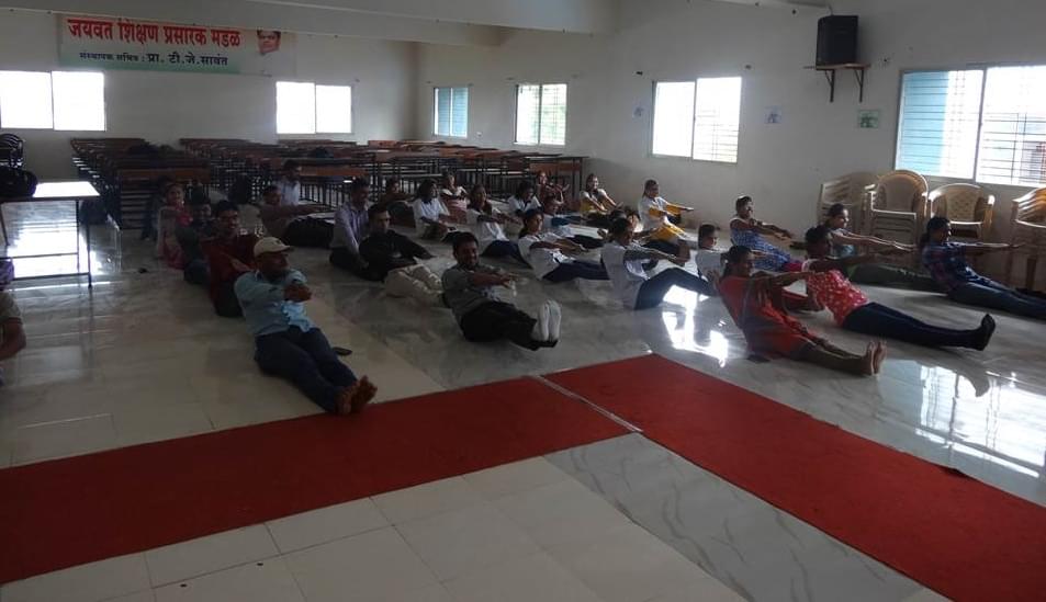 Charak College of Pharmacy & Research Wagholi Yoga photo 2