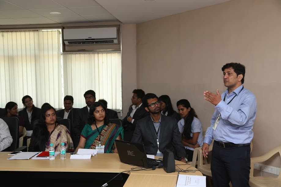 Alkesh Dinesh Mody Institute for Financial and Management Studies Mumbai Events photo 9