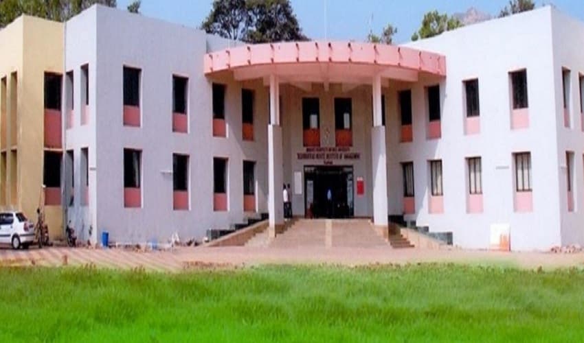 Bharati Vidyapeeth Deemed University, Yashwantrao Mohite Institute of Management Karad Infrastructure photo 9