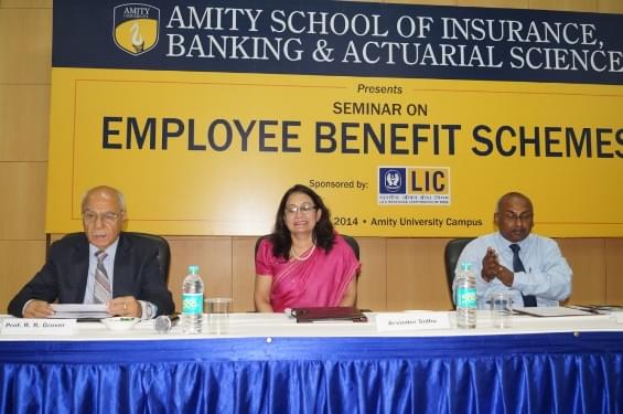Amity School of Insurance, Banking and Actuarial Science Noida Extra Curriculars photo 8
